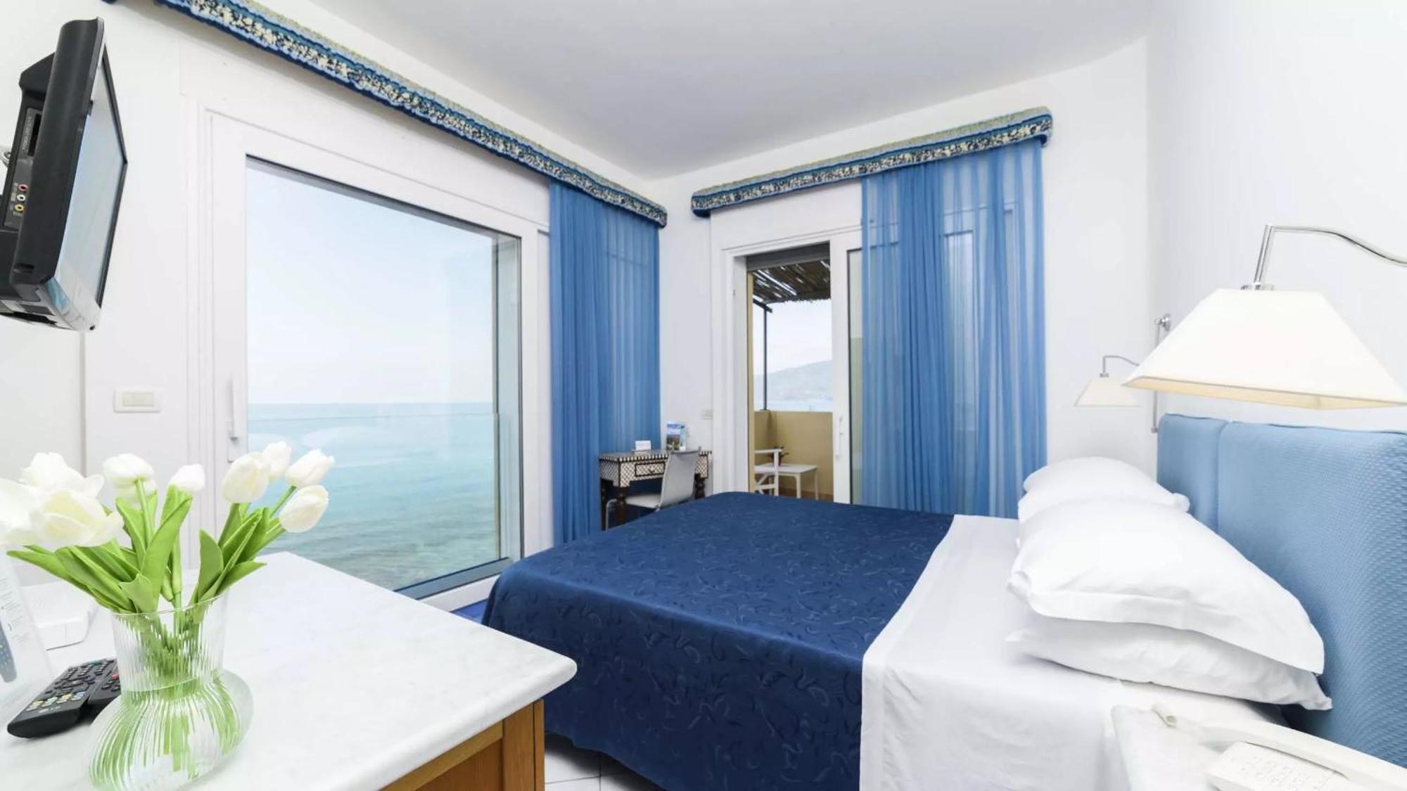 Grand Hotel San Pietro Палинуро Екстериор снимка